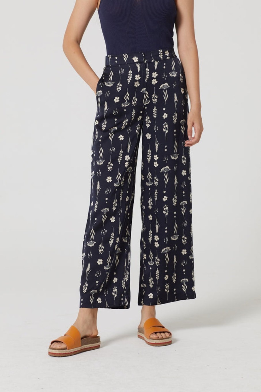 Pants / Shorts Nice Things | Wallflower Pant | Herbarium Print